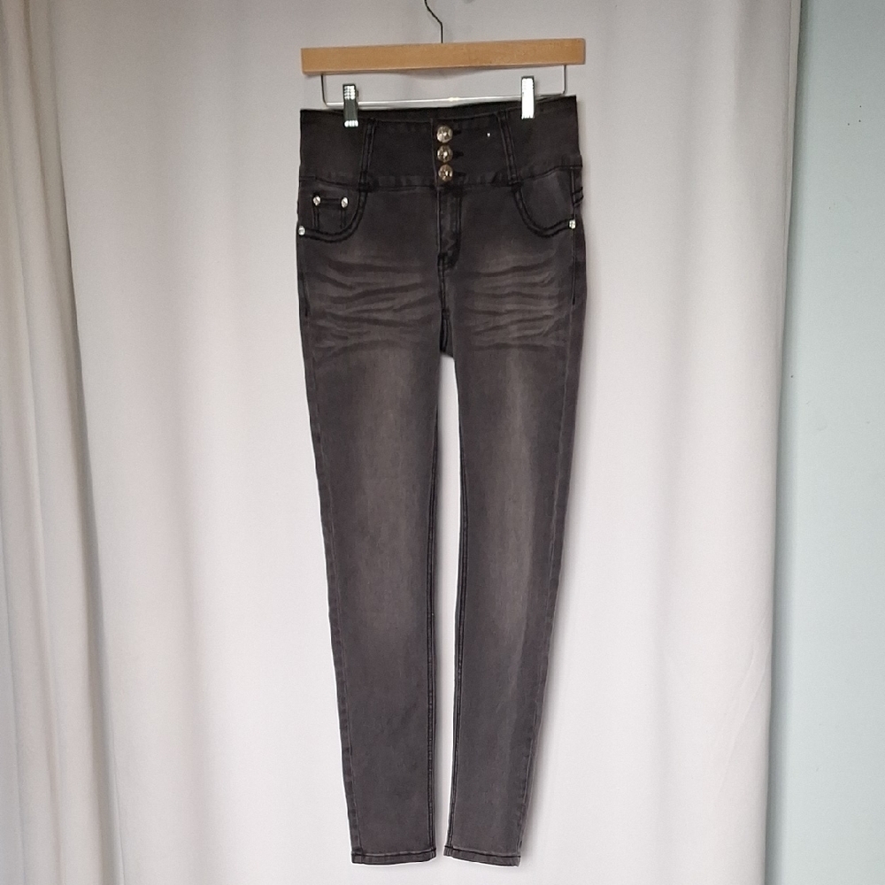 Silver Diva Stylish Bedazled Gray Junior's Jeans Size 9